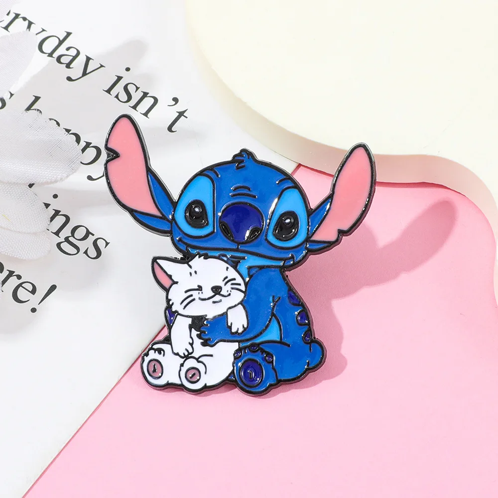 لطيف الكرتون غرزة القط المعادن المينا بروش شارة قميص التلبيب على ظهره دبوس ملحق المشجعين جمع هدية