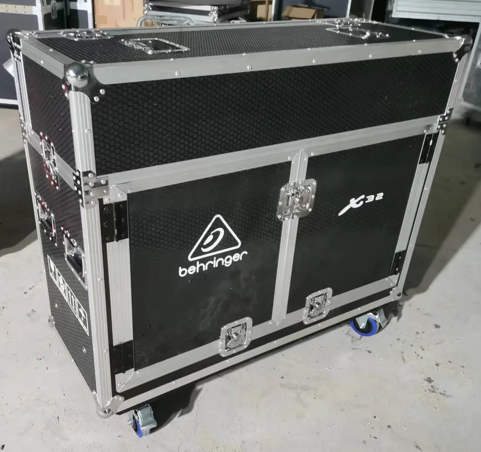 ForX32 Mixer Case Flip-Ready Easy Retracting Hydraulic Lift Road Mixer Console Flight Case For X32