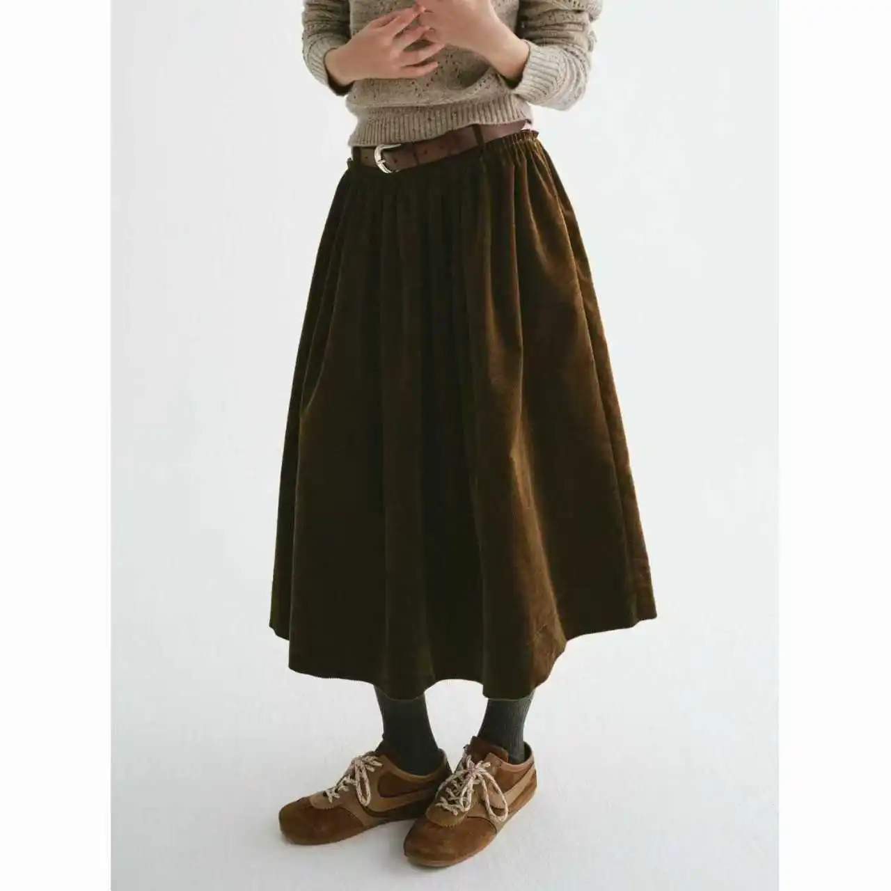 

Advanced Retro Brown Skirt For Women In Autumn And Winter Fashion, Corduroy High Waist Slimming Skirt
