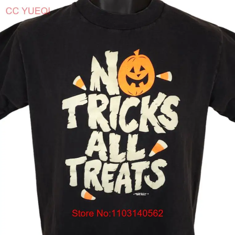 Camiseta de Halloween Vintage para hombre, talla pequeña que brilla en la oscuridad, sin trucos, todas las golosinas