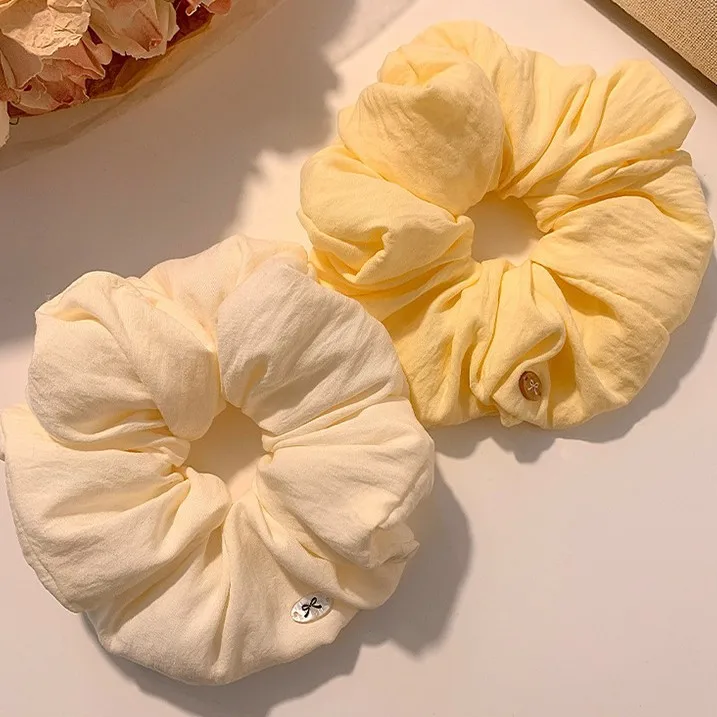 

1 шт. Новая элегантная универсальная резинка для волос Cloud Puff Bow Scrunchie кремово-белого цвета с бантом-бабочкой для женщин, для высоких хвостов и пучков, 2026