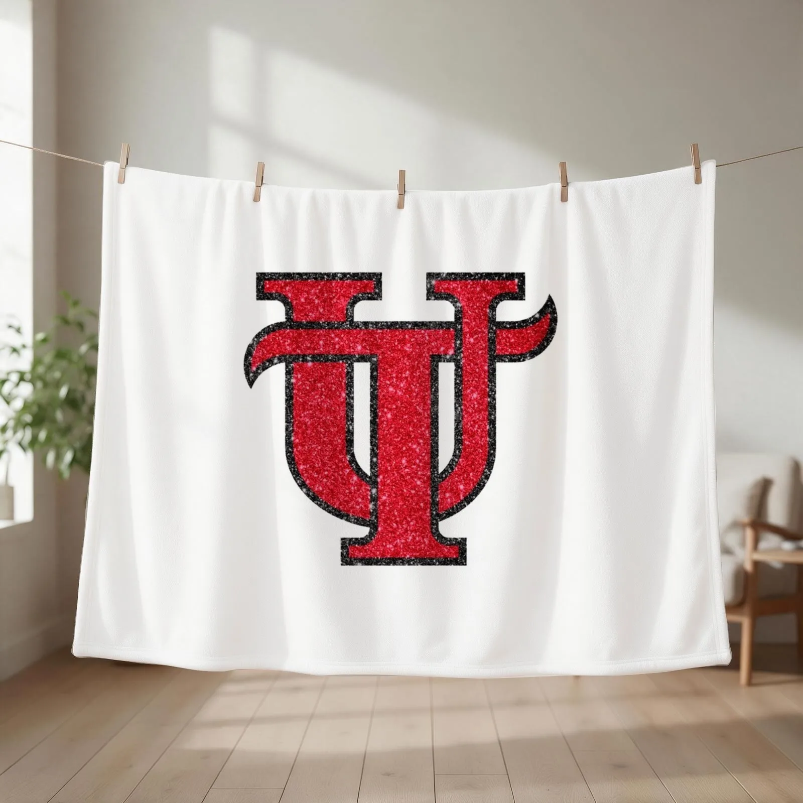 glitter utampa logo Throw Blanket couch cozy soft plush fuzzy picnic outdoor blanket