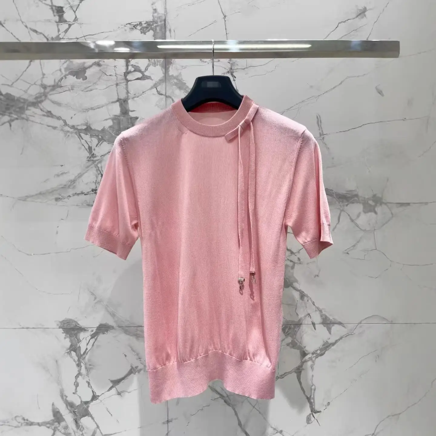 

Lightweight Elegant Luxury Autumn Winter Knot 25 Fashionable South Oil Sweater Versatile Early Spring New Arrival