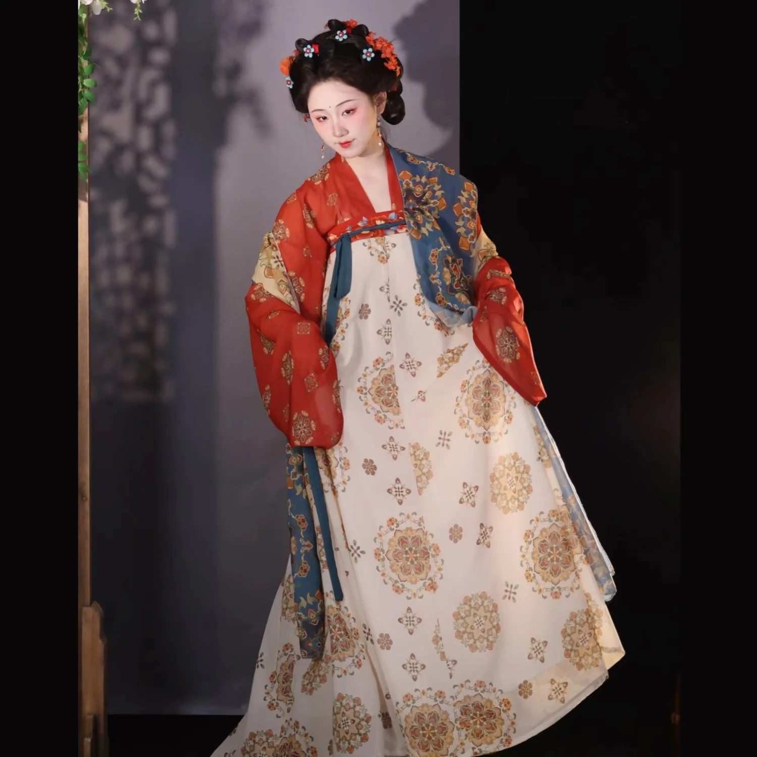 Комплект платья Hanfu для женщин, винтажные элегантные костюмы династии Тан с цветами, сказочные танцевальные костюмы, женские наряды принцессы в китайском стиле