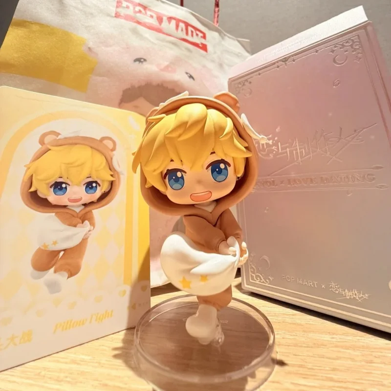 

Genuine Love And Producer Dating Series Mysterious Box Hand Toy Gift Trend Pendant Pendant Lovely Furniture Valentine'S Day Gift