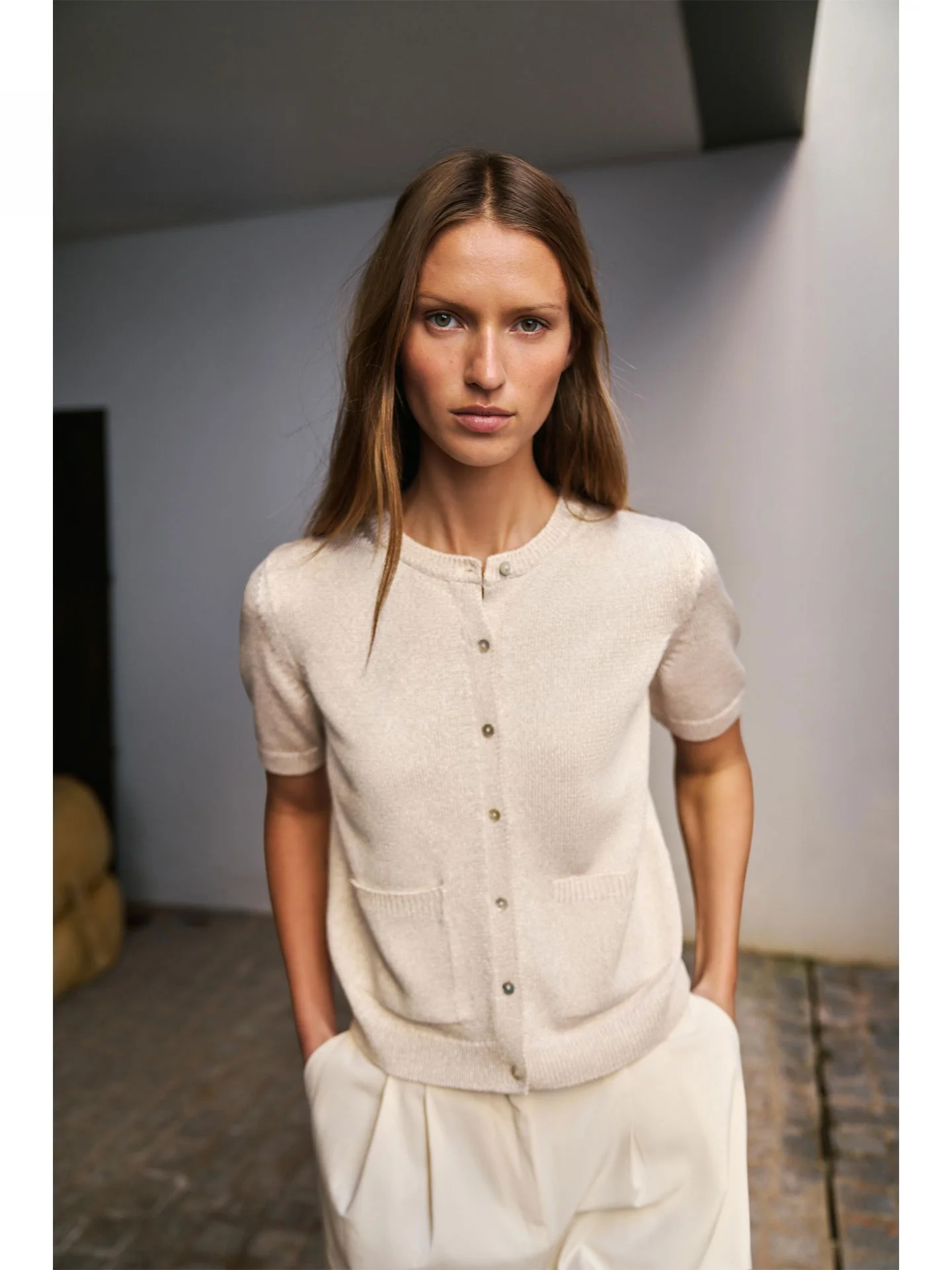 

Summer 2026 Women's round Neck Short Sleeve Knitted Jacket Slimming Elegant Soft Casual Style Comfortable Fit Knitwear Coat