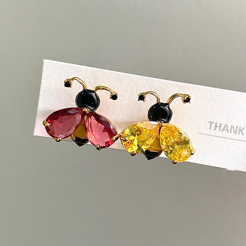 Broches de abeja pequeña con insectos de cristal para mujer, ropa, abrigo, accesorios de joyería, regalos