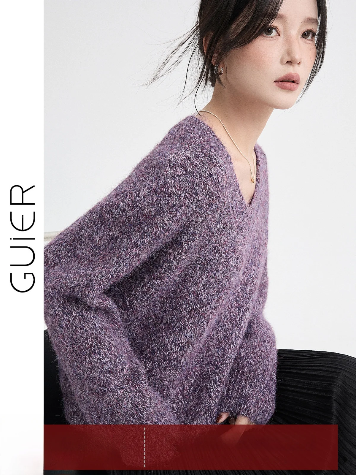 

Фиолетовый вязаный свитер с V-образным вырезом, женский, свободного кроя, элегантный, зимний, новинка 2025 года, утягивающий топ от GUIER