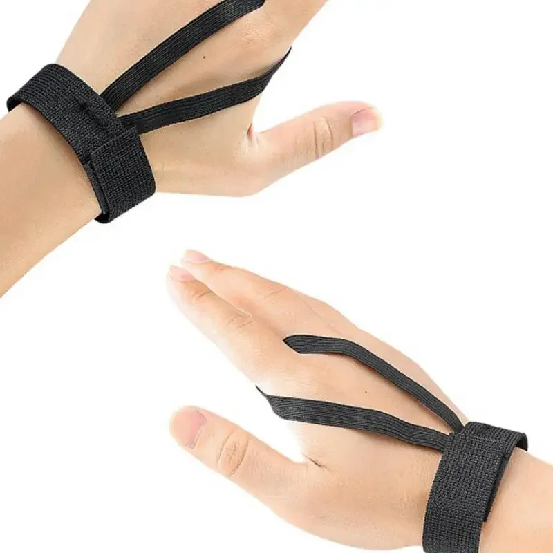 สายรัดข้อมือผู้ตัดสินฟุตบอล 4 ชิ้นสายรัดข้อมือผู้ตัดสินอุปกรณ์ลงตัวบ่งชี้ข้อมือสําหรับการแข่งขันกีฬาอุปกรณ์ฟุตบอล