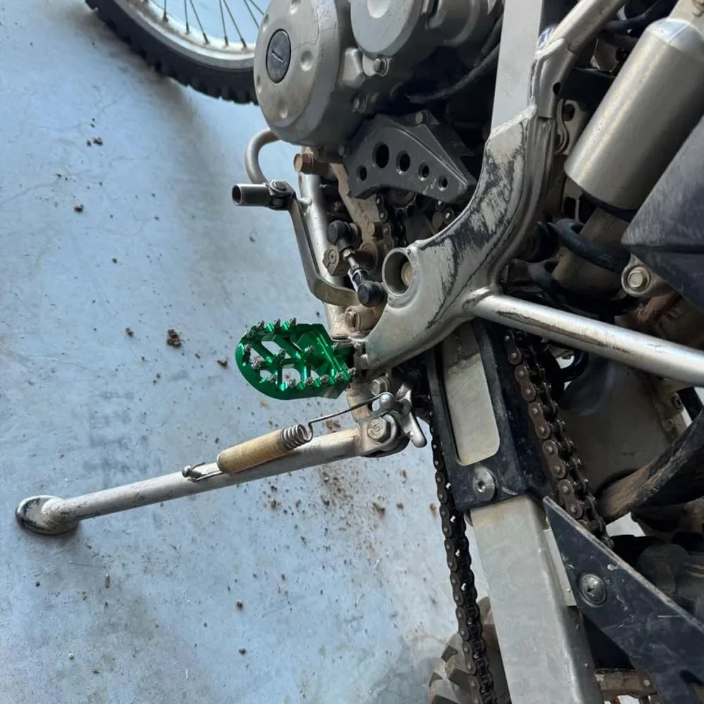Für Kawasaki KX65 KX80 KX85 KX100 KX112 KLX140 KLX140L KLX140G Motorradzubehör Fußrasten Fußstützen Pedale – Detail 4
