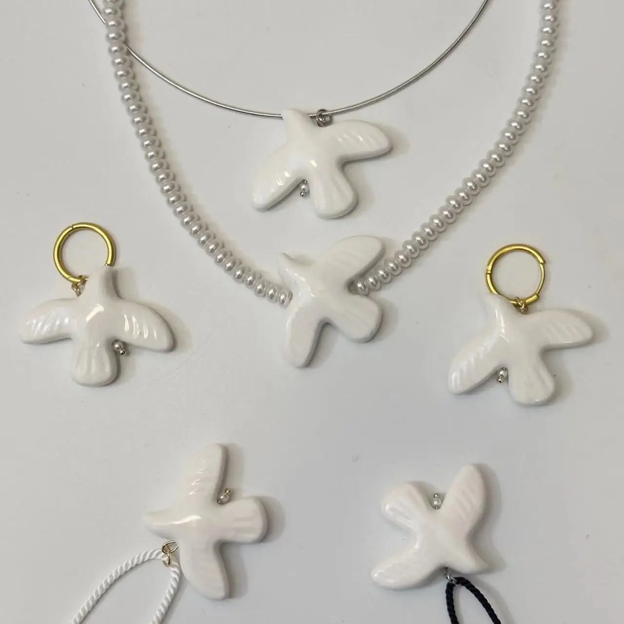 Vintage White Dove Long Pendant Necklace For Women Adjustable Black Rope Sweater Chain Party Jewelry Fashion Accessory