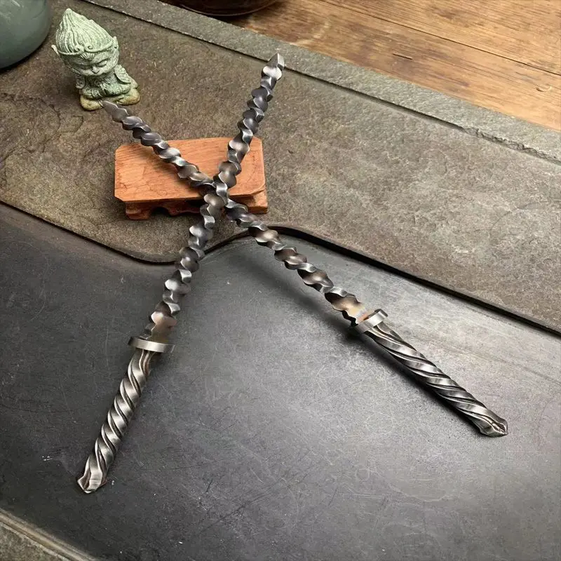 27cm Handmade Whip Twist Desktop Ornament Mini Small Weapon Collection Double Whip Cold Weapon Tool