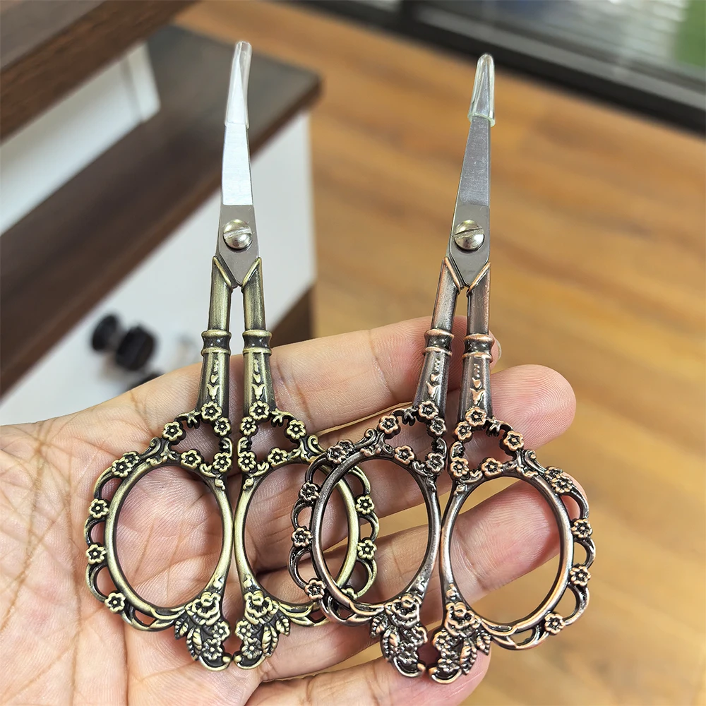 1Pc Classic Vintage Style Scissors for Nail Art Small Professional Sewing Fabric and Crafts at Home Stainless Steel Nail Tools