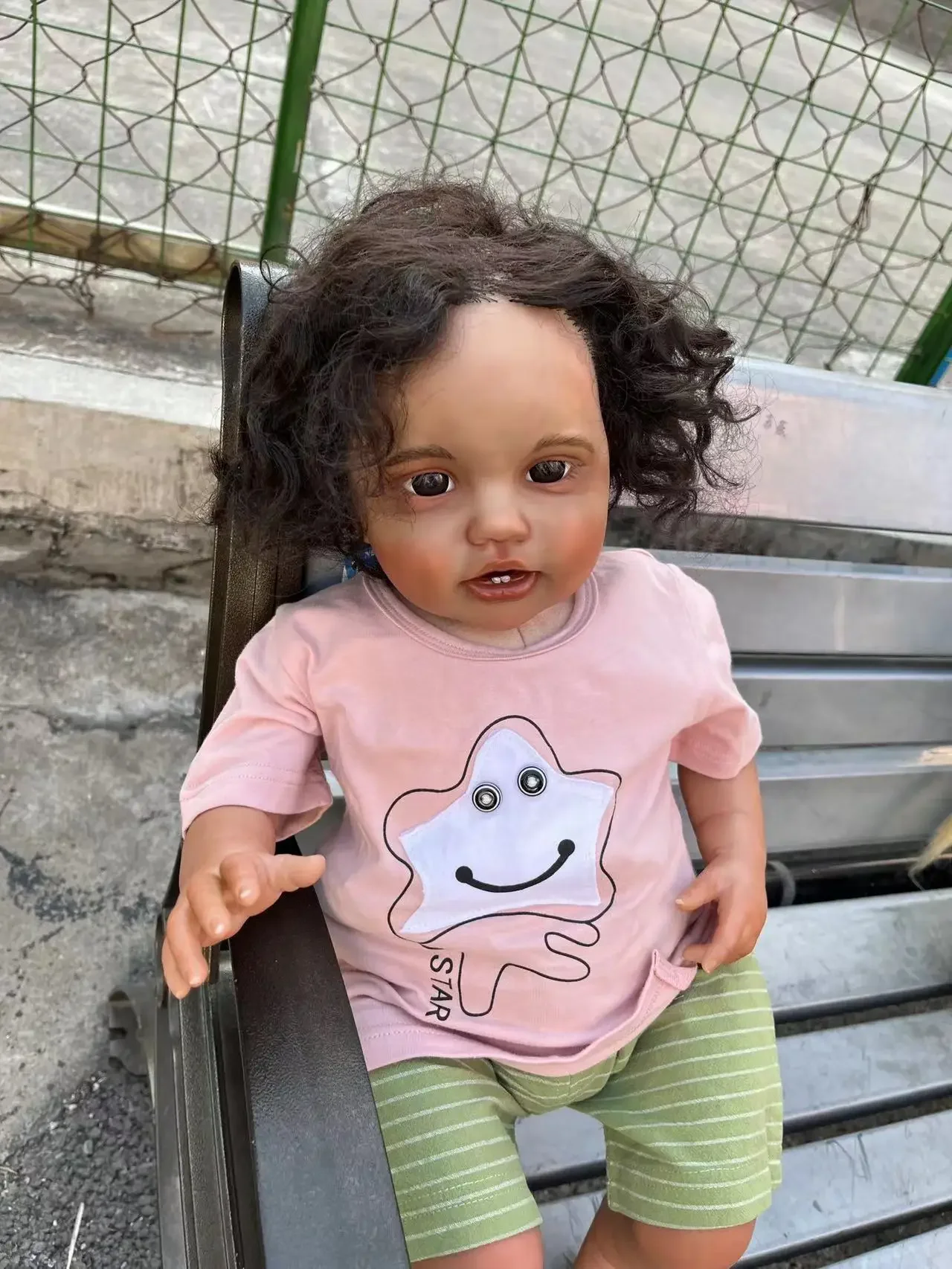 Oferta de muñeca bebé Reborn personalizada de 24 pulgadas Lottie, muñeca terminada con cutis oscuro afroamericano, foto Real, regalo de Navidad