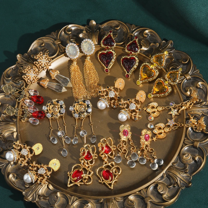 Vintage Red Glass Drop Earring Antique Snake Patterned Gold Color Luxury Jewelry Brand Woman Charm Accessories New Trends 2025