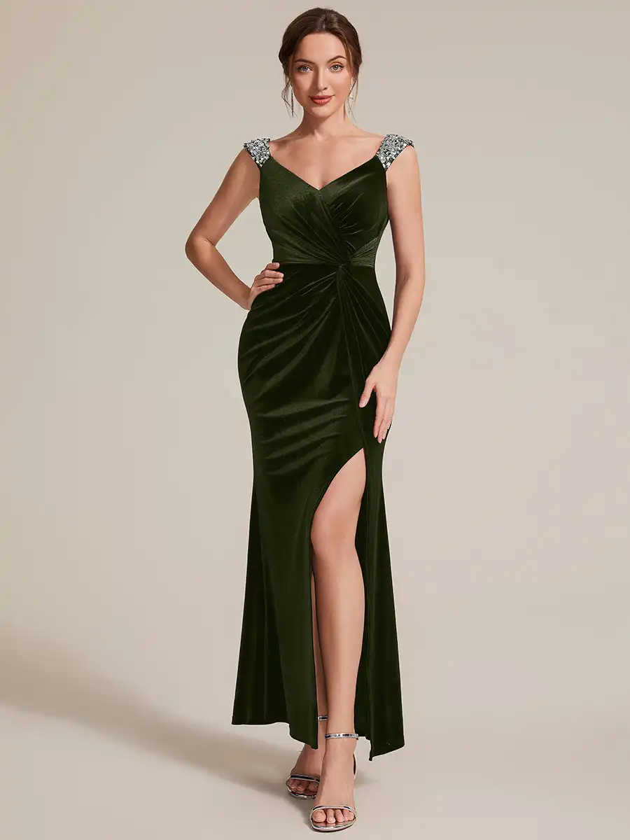 robes-de-soiree-longues-en-velours-sans-manches-avec-col-en-v-et-sequins-coupe-sirene-grandes-tailles