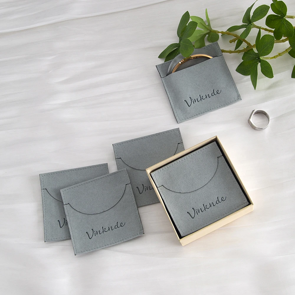 

100 шт., бархатная сумка для ювелирных изделий из микрофибры с логотипом 9x9 см, свадебный подарок, сумка для хранения серег, ожерелья, броши, пыль