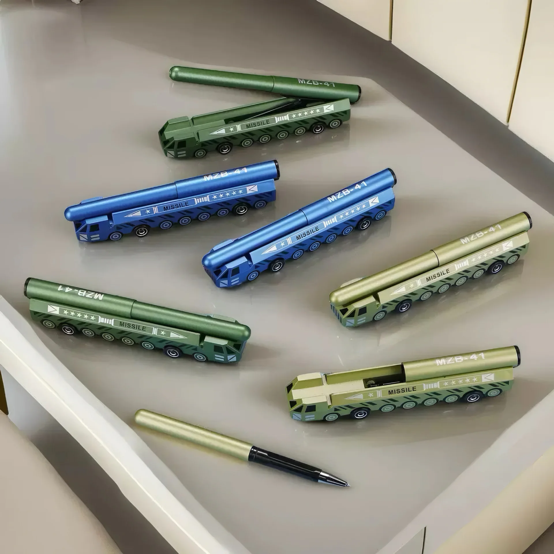 Creative Intercontinental Missile Fighter Helicopter Design Student Gel Pen Simulation Writing Stress Relieving Toy Pen Boy Gift