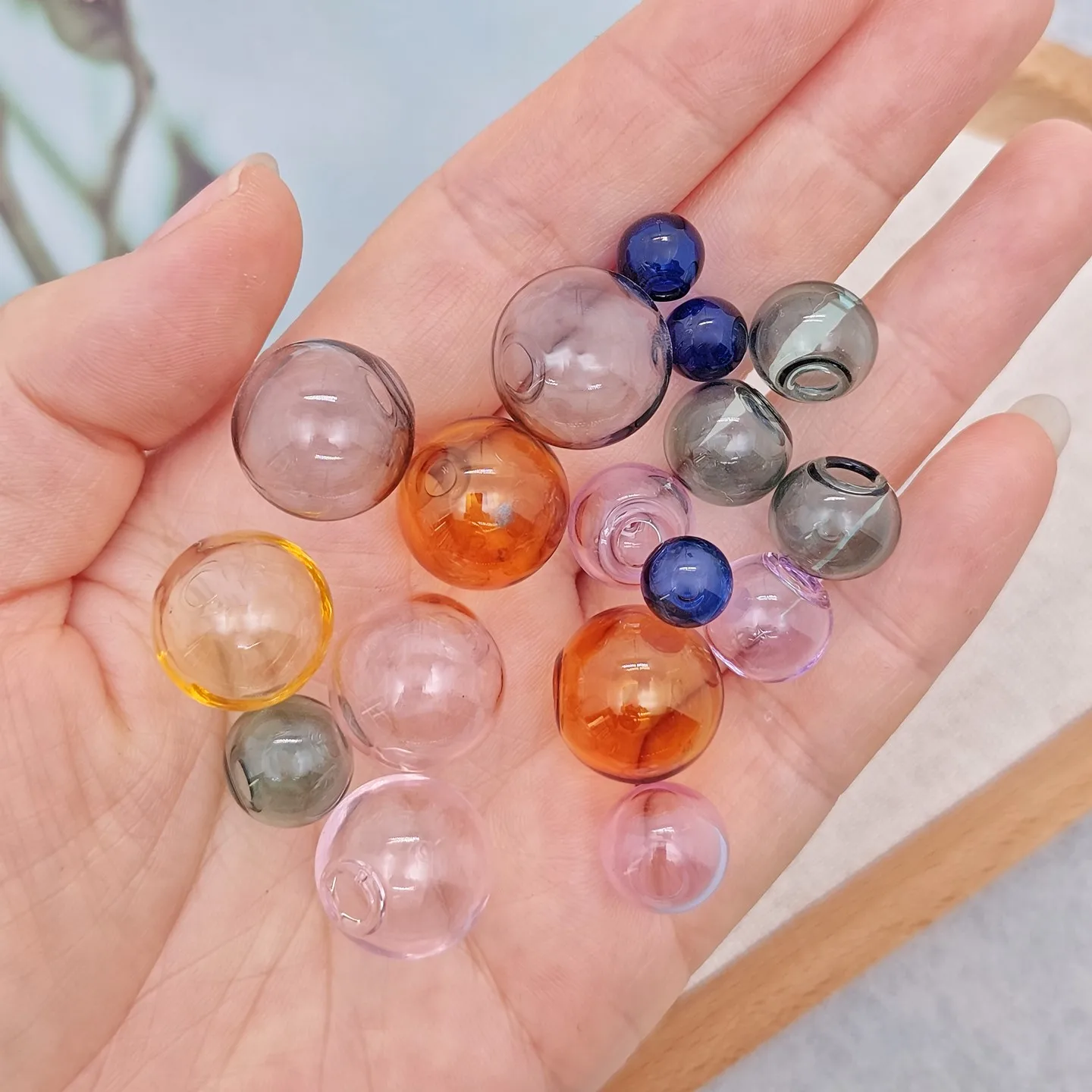 10pieces 8-16mm Hollow Color Glass Ball With Hole Globe Beads Orb Glass Bottle Vial Charms Jewelry Making Accessories Findings