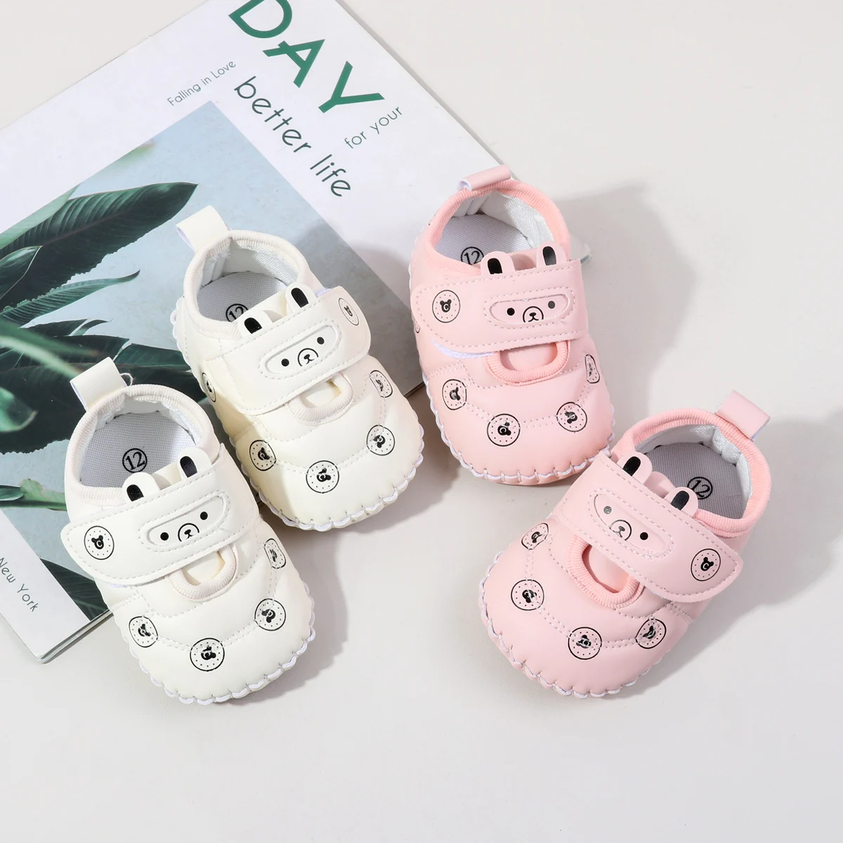 

New Spring Autumn Baby Shoes Rubber Sole Hand-sewn Infant Shoes Hook-Loop Pre-walking Shoes for 0-1 Year old