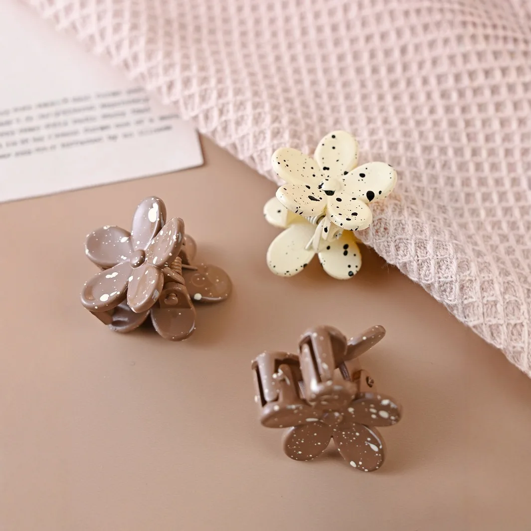 10 Buah Klip Cakar Rambut Bunga Mini Titik Campuran Warna Manis Klip Rambut Poni Rambut Klip Samping Jepit Rambut Jepit Rambut Aksesori Rambut