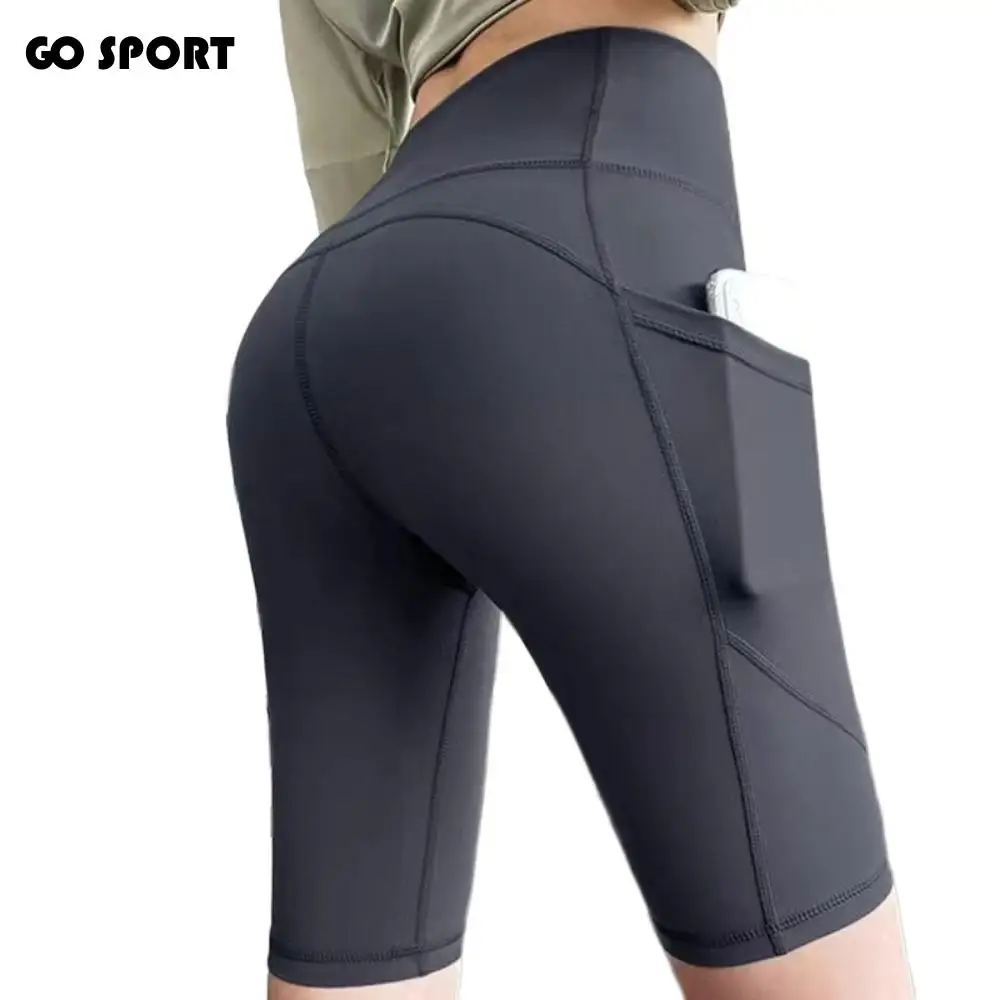 

High Waist Yoga Shorts Stretch Fabric Seamless Design Skinny Leggings Elastic Solid Color Sports Shorts Yoga Practice