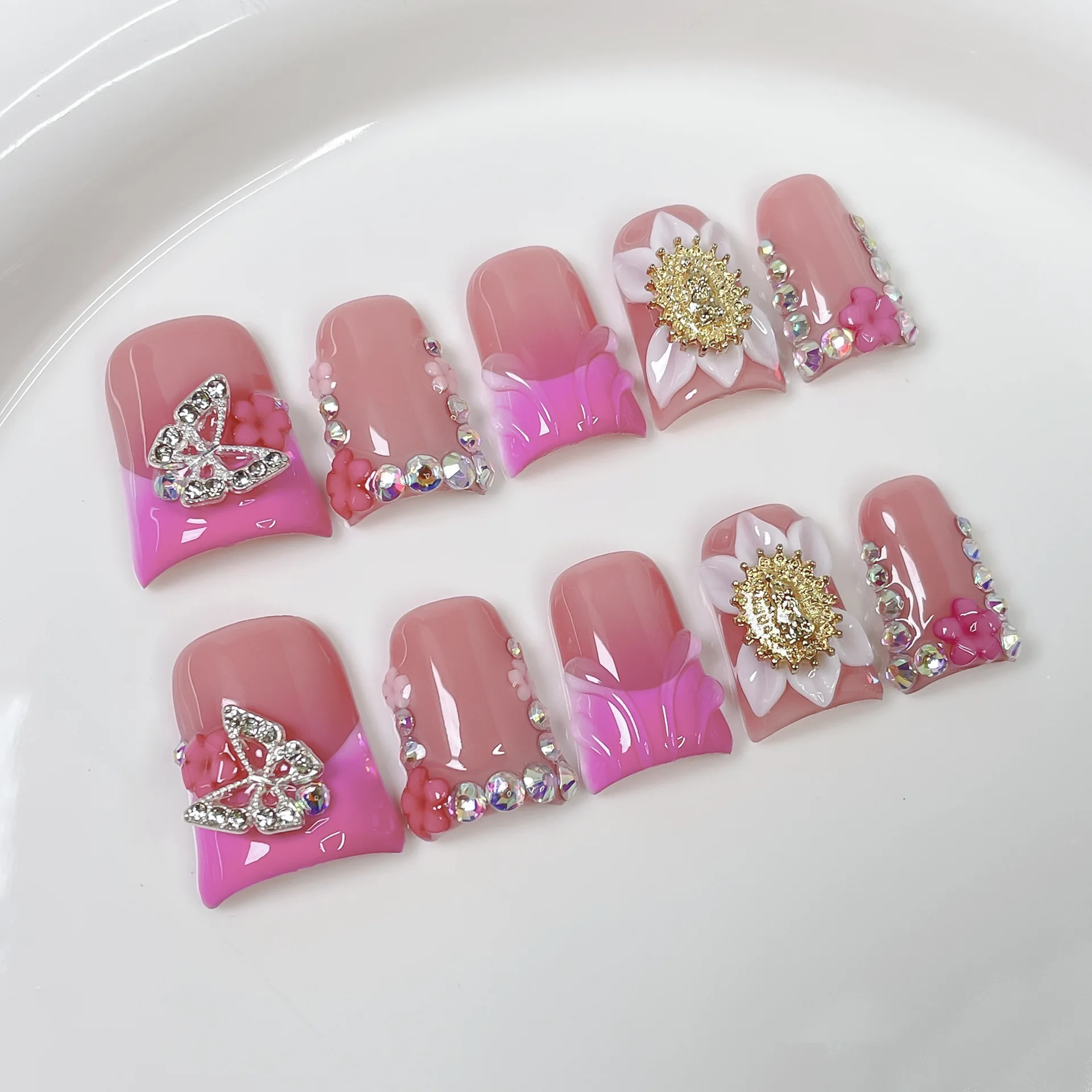 

10pcs Glitter Butterfly Handmade False Nails Sets Flower Diamond Design French Short Duckbill Fake Nail Tips Pink Press on Nails