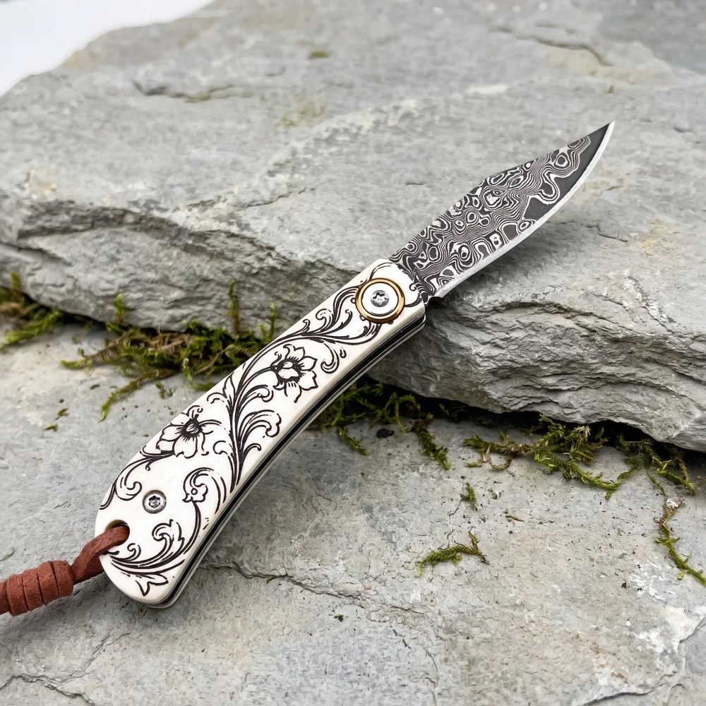 Damascus Lightweight Outdoor Fishing Folding Knife with Lanyard Carving Handle Camping Picnic Tool High-quality Kitchen Knives