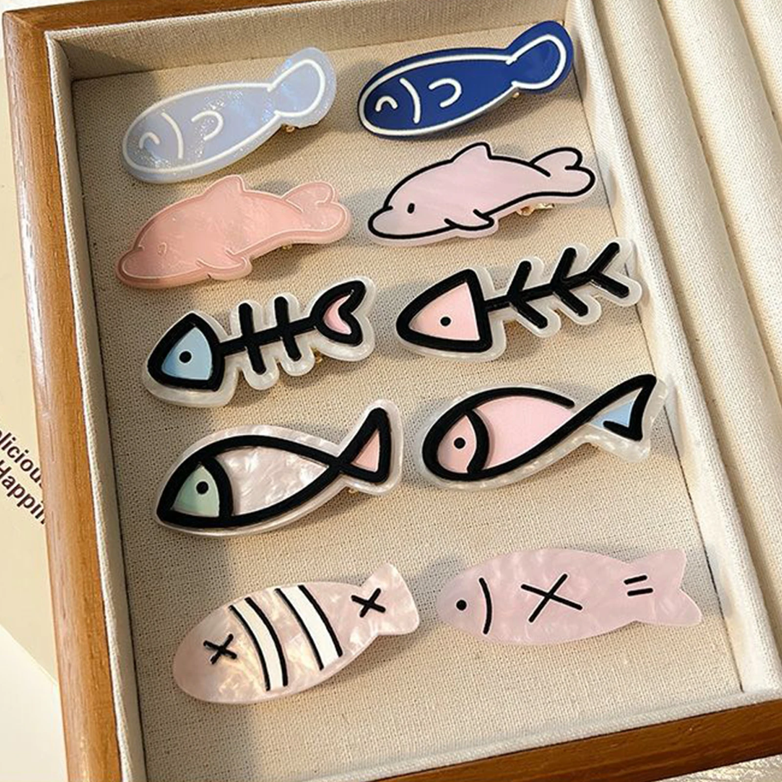 

1Pcs Cartoon Fish Shaped Hair Pins Side Clips Non Slip Barrettes Hair Styling Tools for Women Girls Cute Daily Hair Accessories