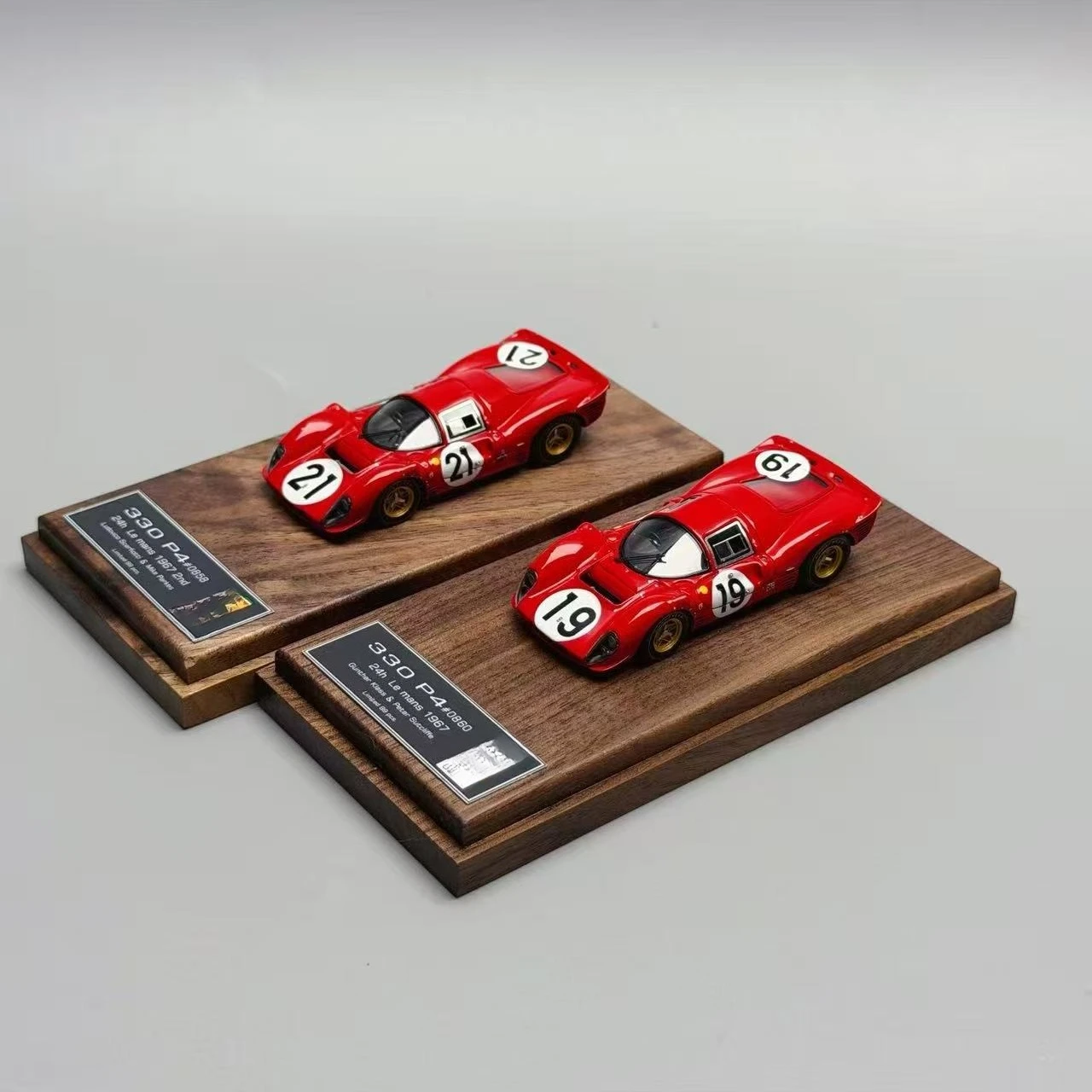 �y�Z�[�����zDMH 1:64 330P4 1967 24���ԃ��[�X ���b�h �n�[�h�g�b�v No. 21/19 ���W�����͌^��