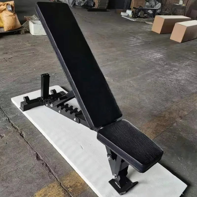 High Quality Adjustable Gym Bench for Home Fitness Foldable Dumbbell Training Bench with Dumbbell Rack for Weight Training