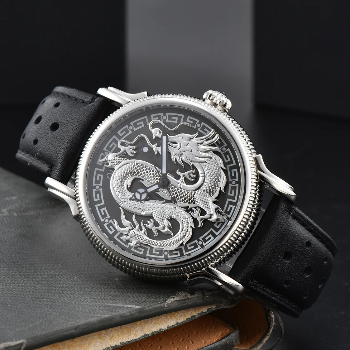 OUMASHI Design 42.5mm Dragon Watch Miyota8215 Movement Waterproof Men\'s Watch Stainless Steel Waterproof 100m
