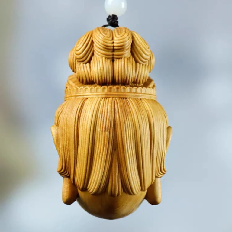 Ya cypress wood carving Buddha statue Wenwan men's hand-held pieces carving handicrafts solid wood creative Guanyin pendant