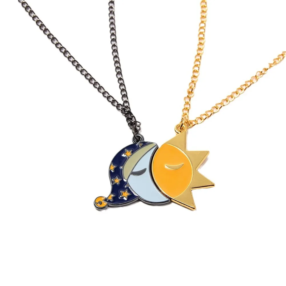 2pcs Couple Sun and Moon Splicing Necklace Good Night Expression Pendant Necklace Valentine's for Men Women Jewelry Accessories