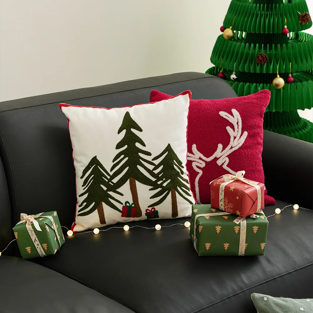 45x45cm Christmas Embroidery Cushion Cover Luxury Pillow Case Home Supplies Snowflake Reindeer Christmas Pillow Covers Decor