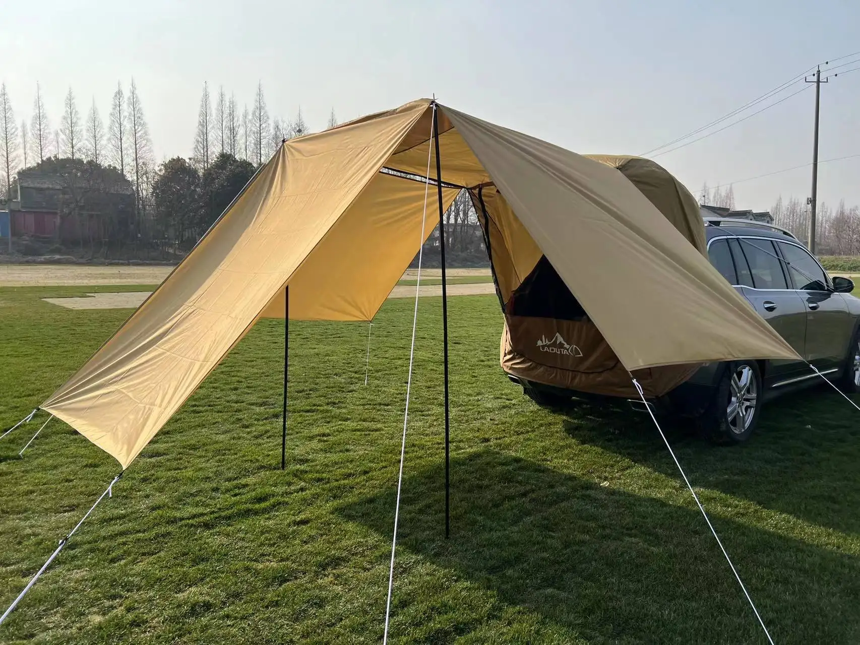 

Multi-Person Outdoor SUV Camping Tent Rainproof Sunshade Car BBQ Gear with Iron Rod Support for Self-Driving Tourism