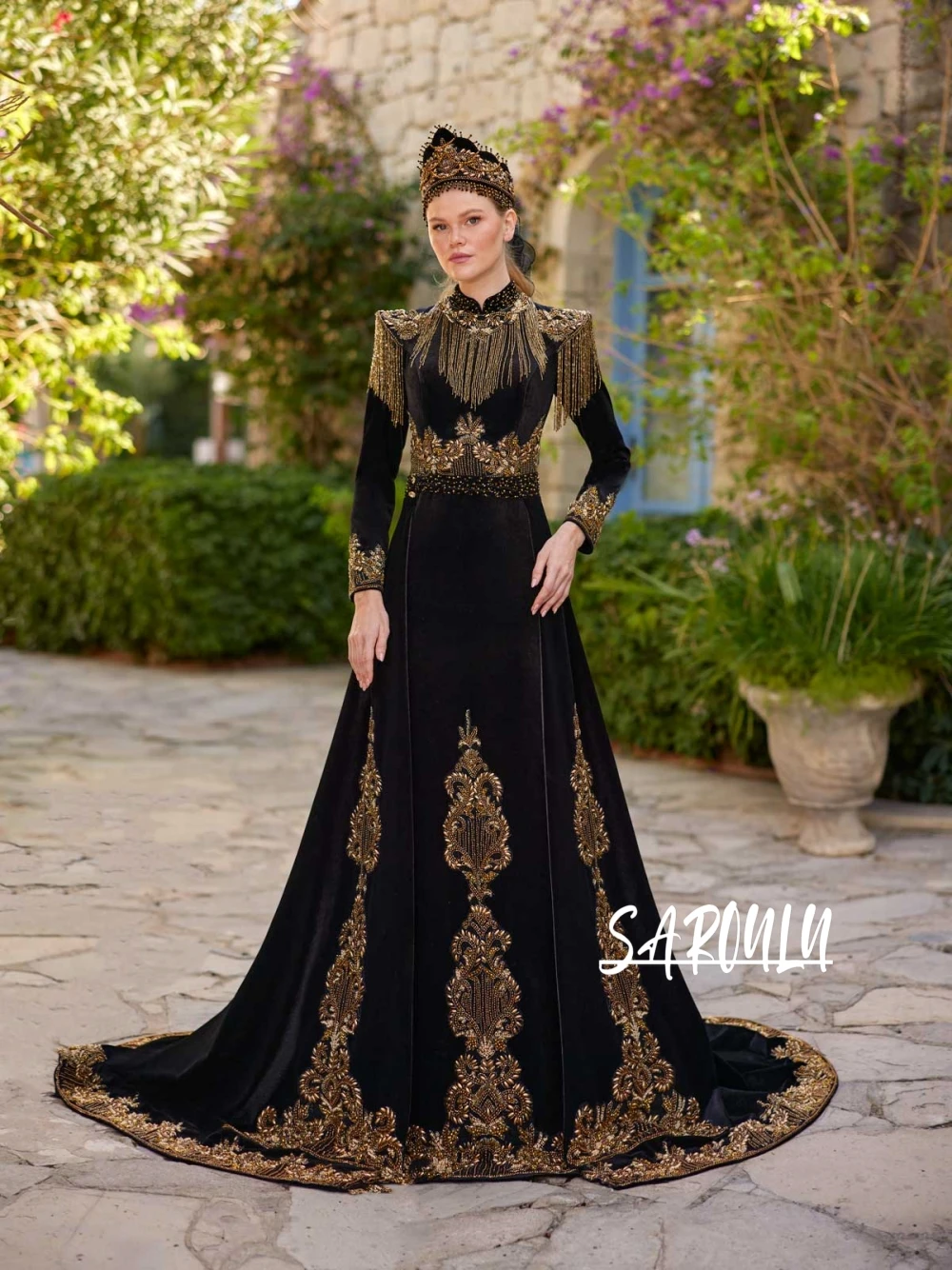 Black Fringed Embellished Gold Lace Evening Gown Velvet Customized Dresses Elegant Floor-length Plus Size Gown Robe De Mariée