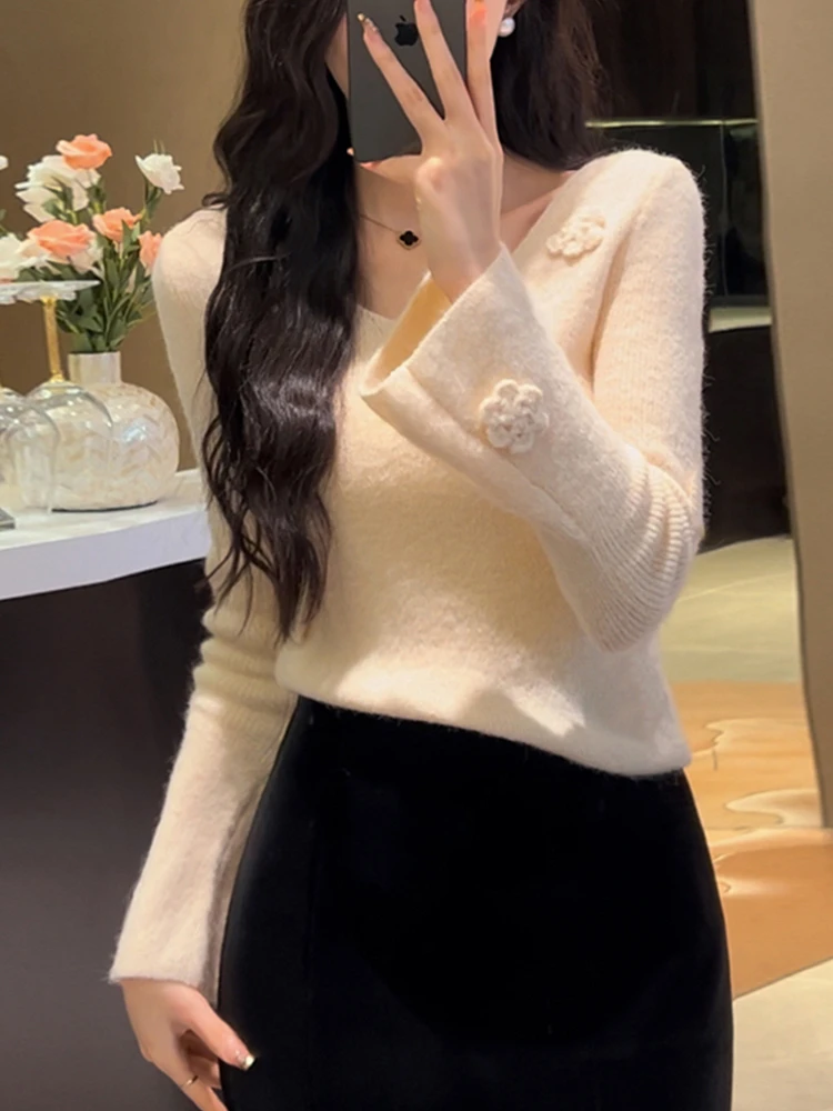 

Women Knitted Sweater New Unique Design Autumn Winter Hot Item High End Feeling Inner Layer Bottom Top