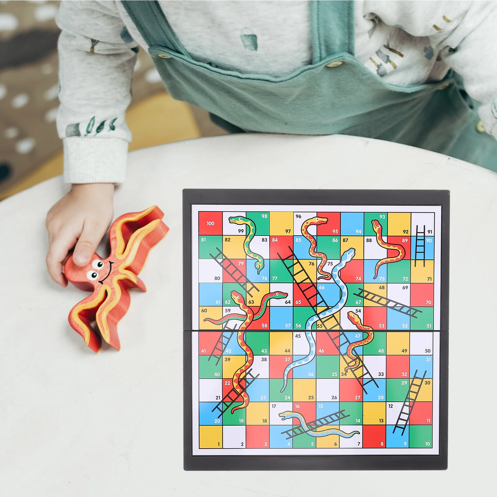 

1Set Snakes Ladders Game Board Exquisite Craftsmanship Lightweight Touch Interactive Play Snakes Ladders Board Game