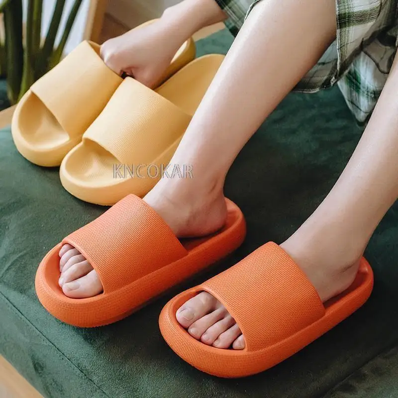 Women Summer Fashion Slippers Non-Slip Slide Sandals Beach High Heels Shower Thick Soft Sole Men Ladies Boys Girl Bathroom Shoes