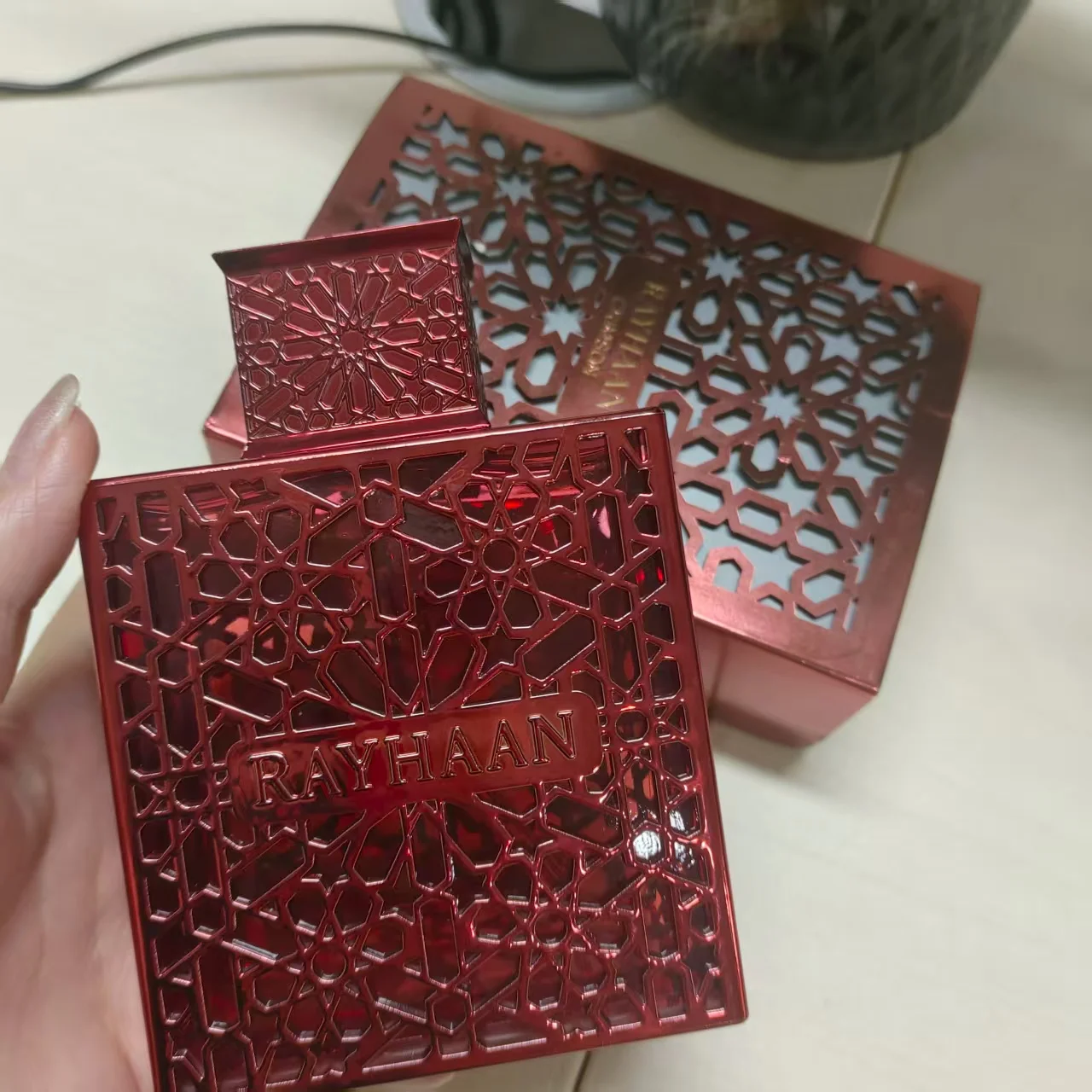 Rayhaan carmesim eau de parfum homme spray 100ml perfumes árabes originais nobre duradouro picante madeira feromônio perfume colônia