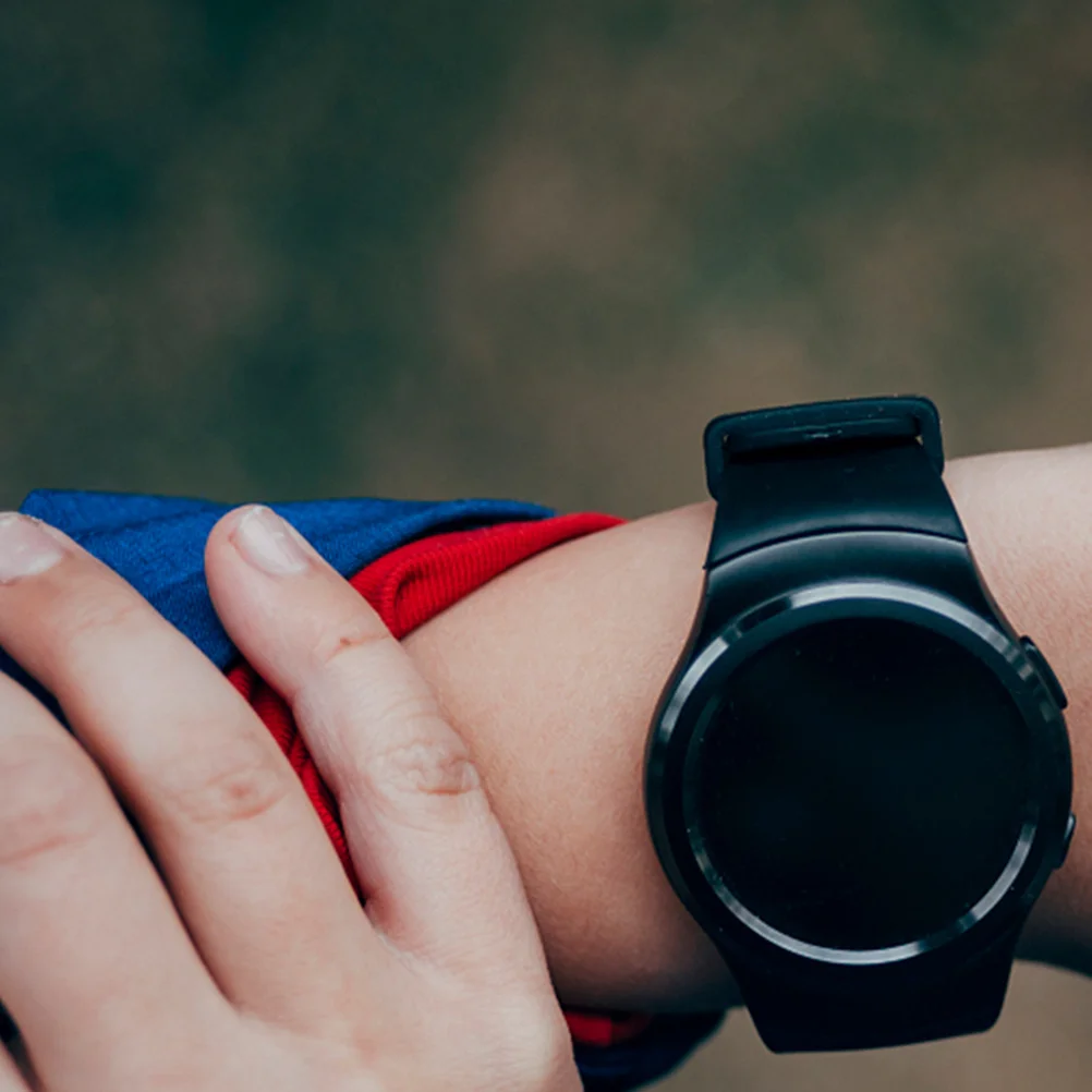 1Pcs Silicone Watch Band Loop High Quality Strap Ring Replacement Compatible with Suunto Core Non-Slip Fine Workmanship Black