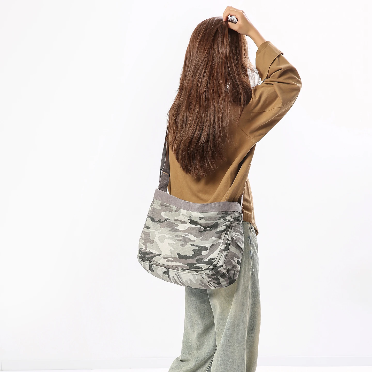 

Camo Print Canvas Women's Bag Big Messenger Bag Y2K Shoulder Bag Eco Bag Korean Shopper Satchel Durable Handbag Camouflage Hobos