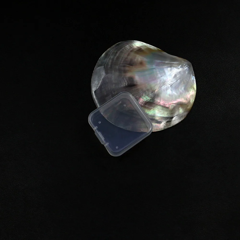 صندوق منظم مربع من البلاستيك الشفاف البسيط المريح مع غطاء لتخزين المجوهرات والقلائد والأقراط وإكسسوارات الخرز