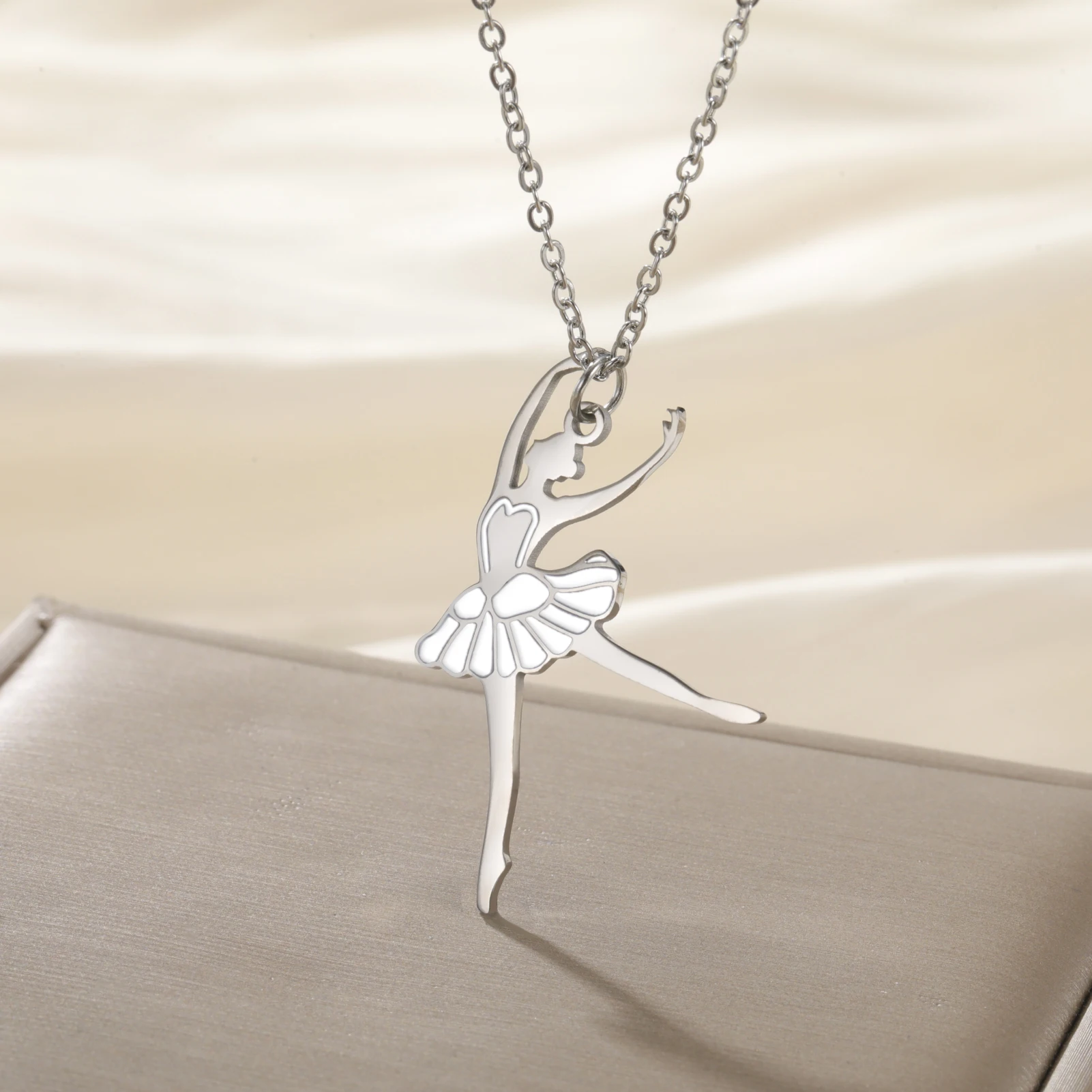 COOLTIME Gymnastik Anhänger Halskette für Frauen Edelstahl Mode Sport Ballett Tänzerin Halskette Turnerin Schmuck Neue – Detail 11