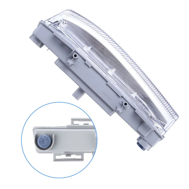 Applicable to Mercedes-BenzELevelCLevelW204W212 Front bumper fog lightLEDDaytime Running Lights Front Bumper Lights 2049068900 - Image 4
