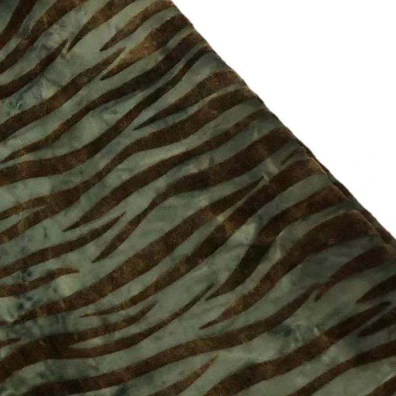 

Green Color Leopard Zebra Print Stretchy Velvet Fabric African Jacquard Flocking Fabric for Cheongsam Dress Sewing 1.6m Width