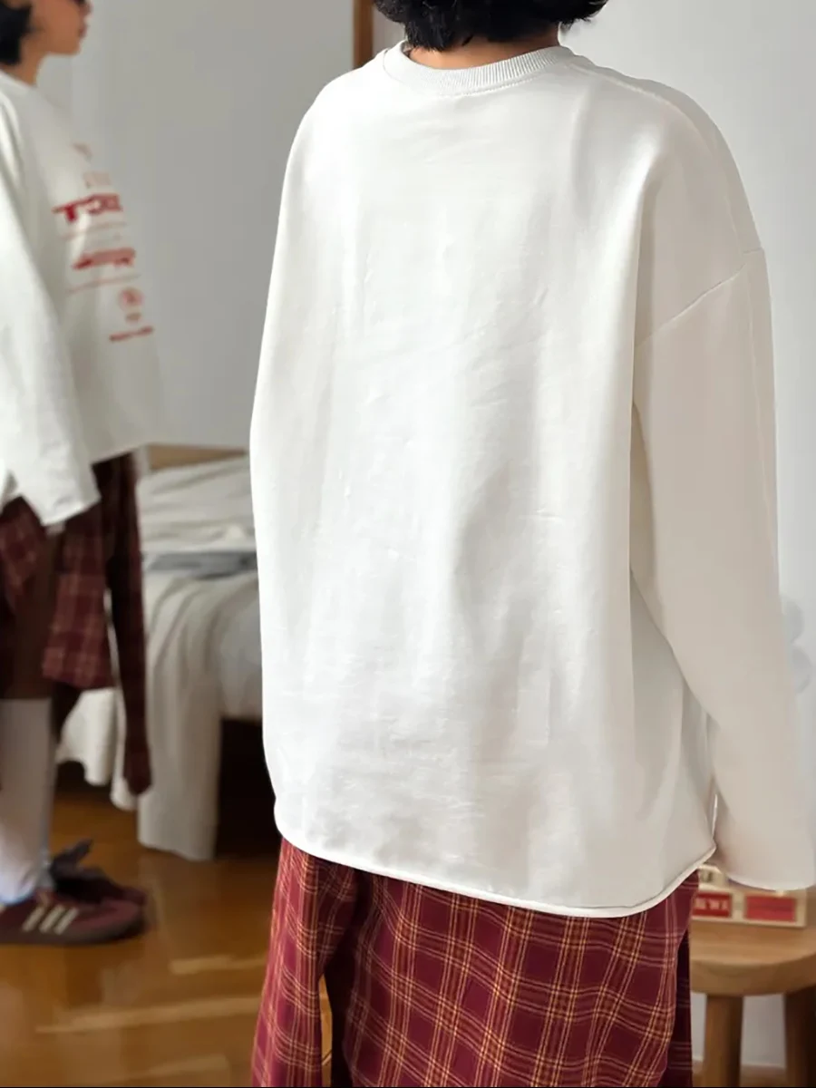 ملابس رياضية للسيدات لربيع وخريف 2025 ﻿ بلوزات فضفاضة مطبوعة بأحرف المرأة عادية س الرقبة كم كامل بلوزة الإناث