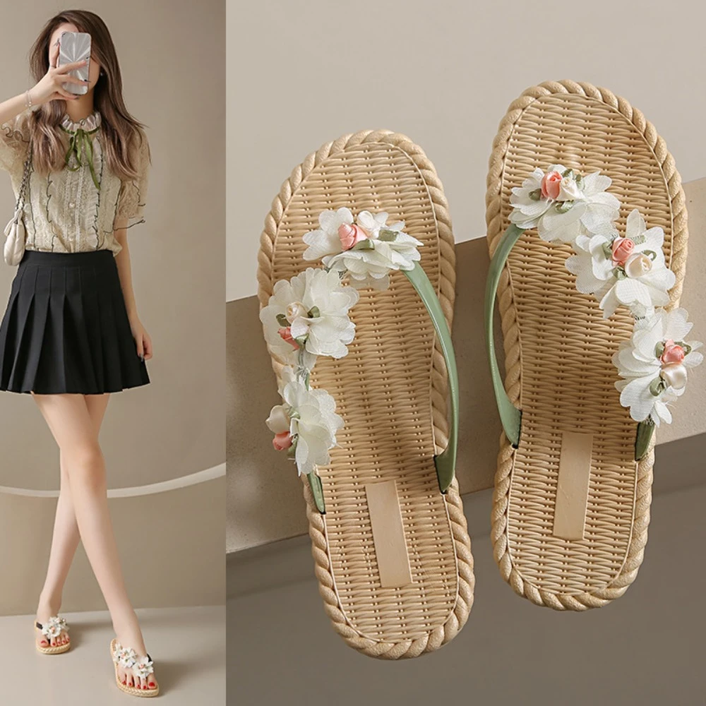 

Удобные милые женские шлепанцы на плоской подошве, противоскользящие пляжные стринги на мягкой подошве, домашняя обувь с цветочным узором, женские тапочки на платформе