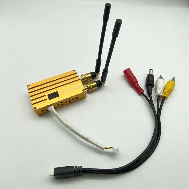 Trasmettitore e ricevitore video UAV da 1,2 GHz 8 W Immagine 1.2G FPV VTX Mittente AV Drone VTX VRX Quadricottero a 8 canali DC 12V